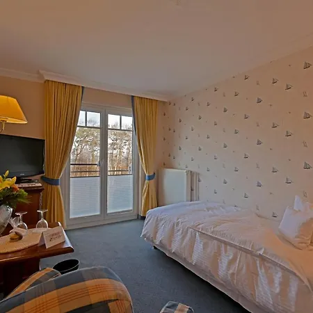 Meerlust 4*